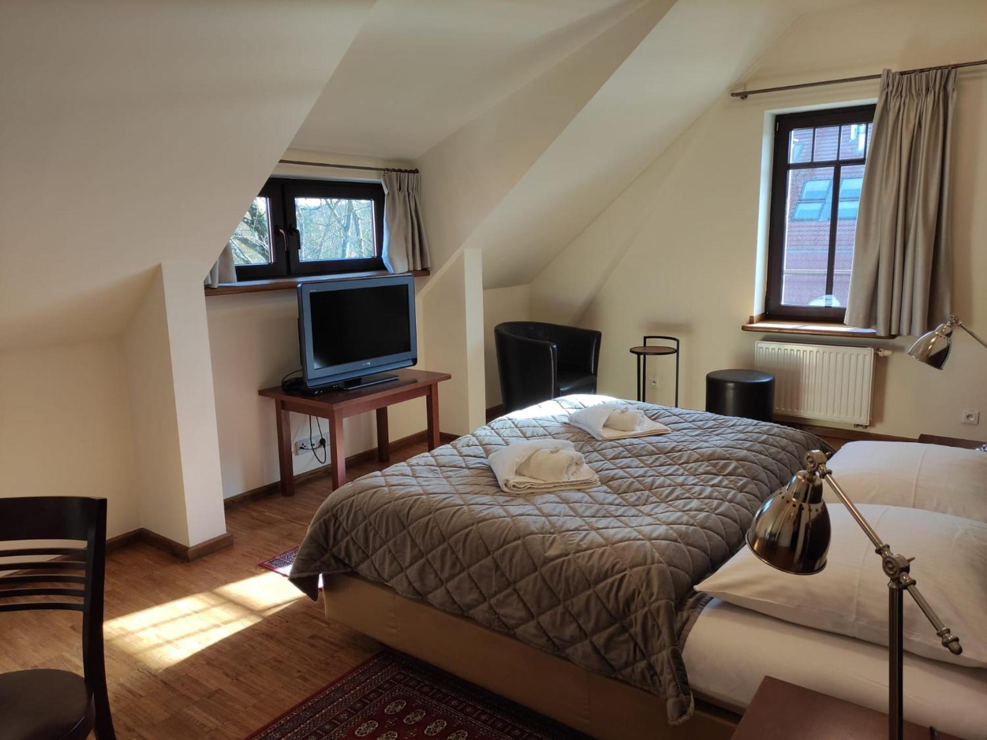 Jasny Dwor Hotel Polanica-Zdrój Buitenkant foto