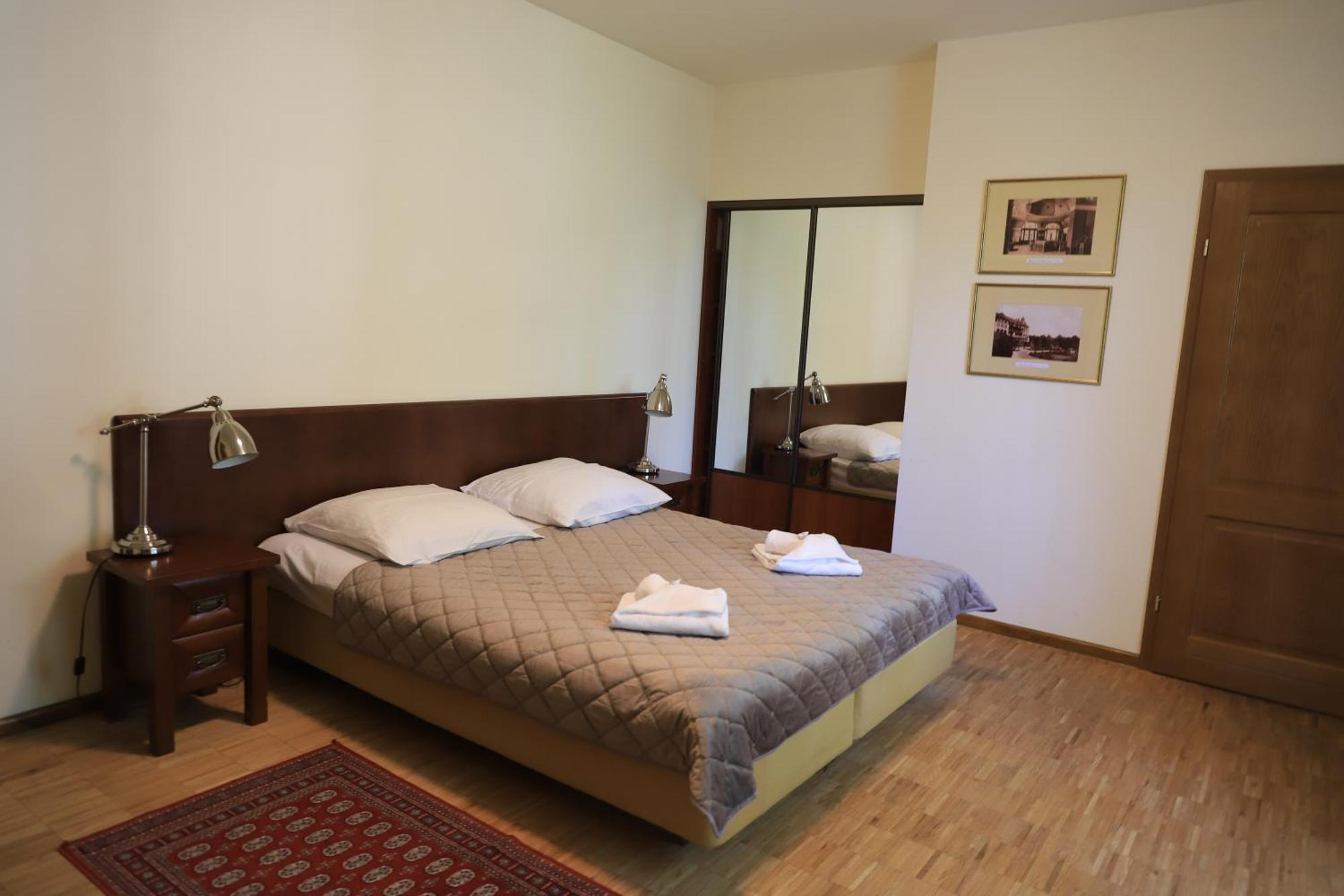 Jasny Dwor Hotel Polanica-Zdrój Buitenkant foto