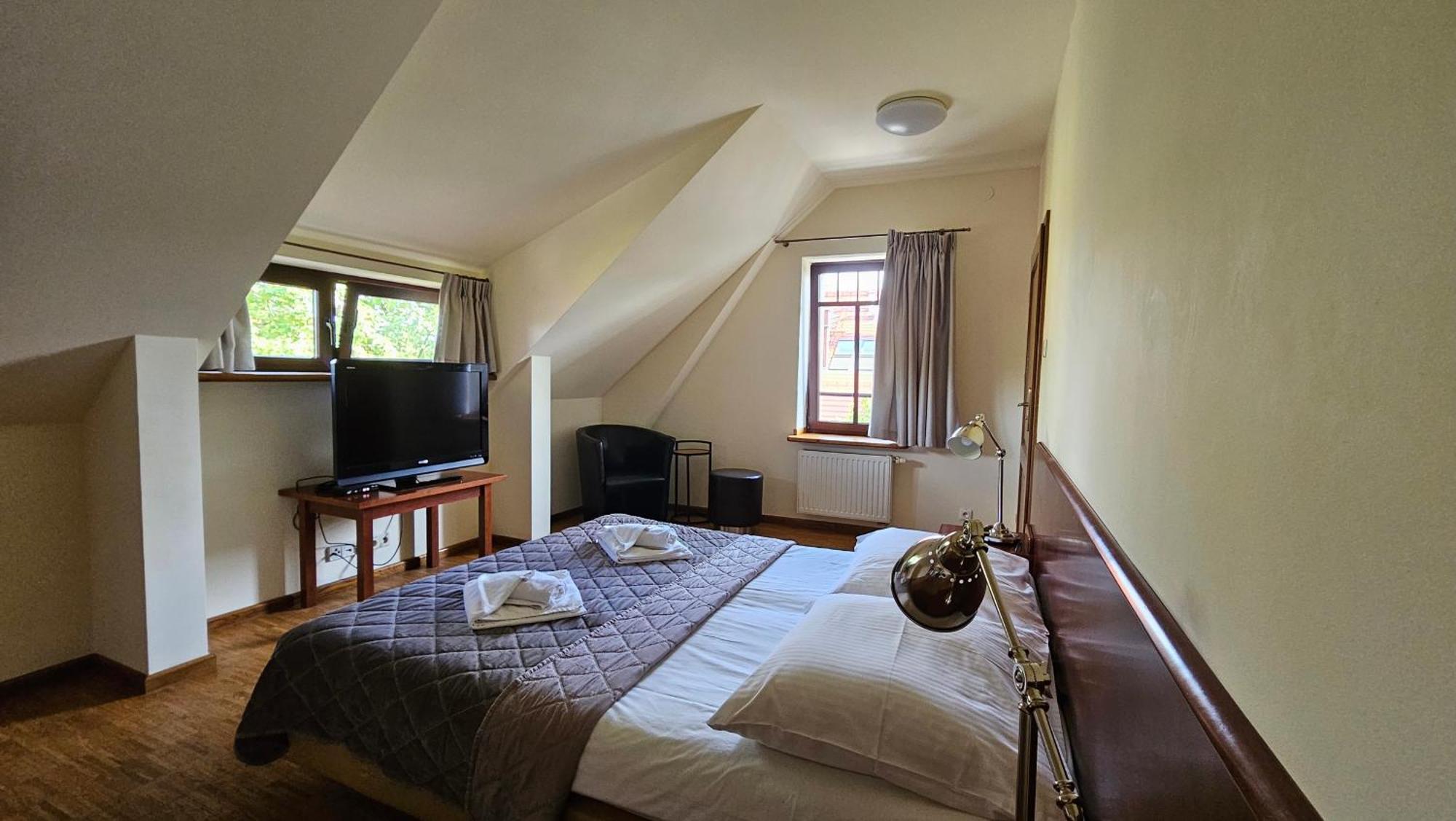 Jasny Dwor Hotel Polanica-Zdrój Buitenkant foto