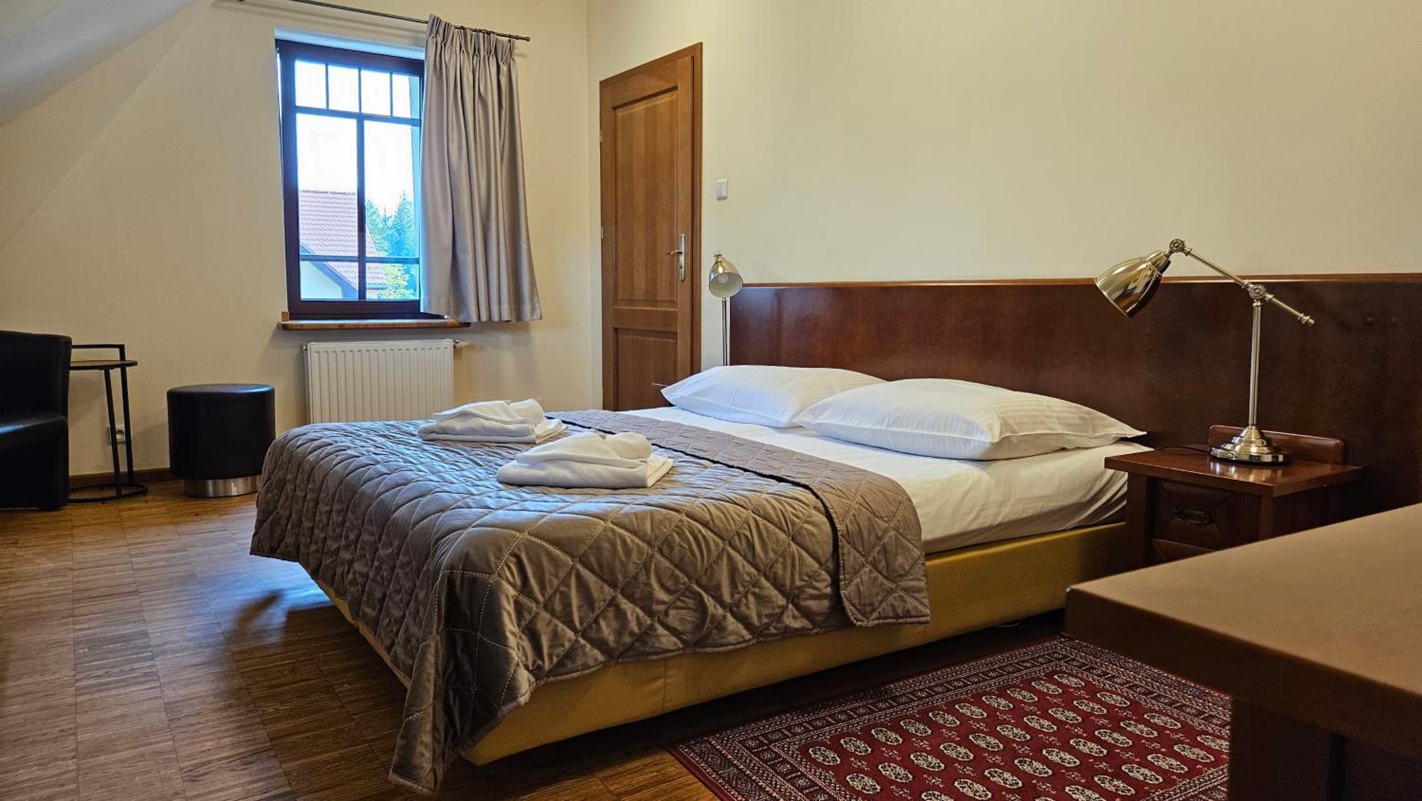 Jasny Dwor Hotel Polanica-Zdrój Buitenkant foto