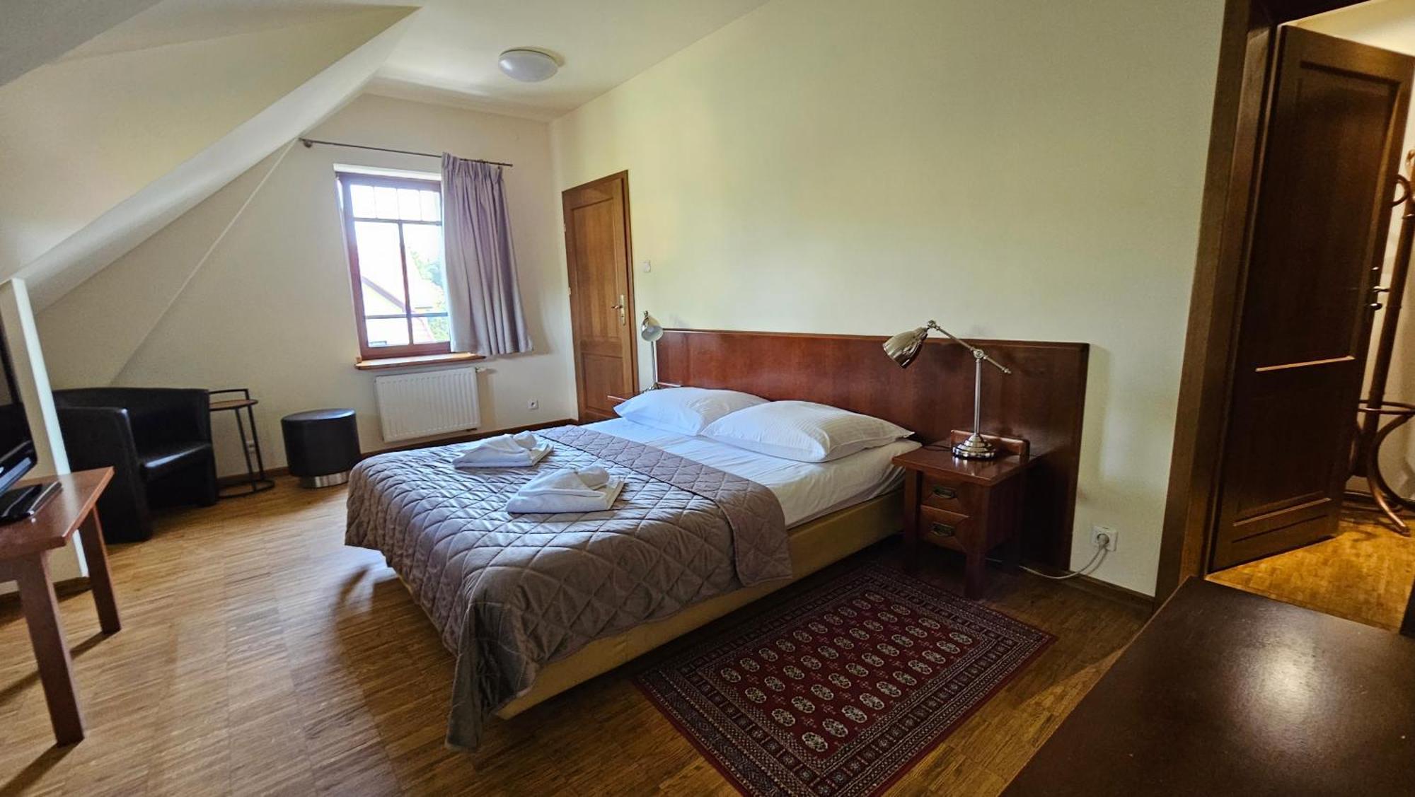 Jasny Dwor Hotel Polanica-Zdrój Buitenkant foto